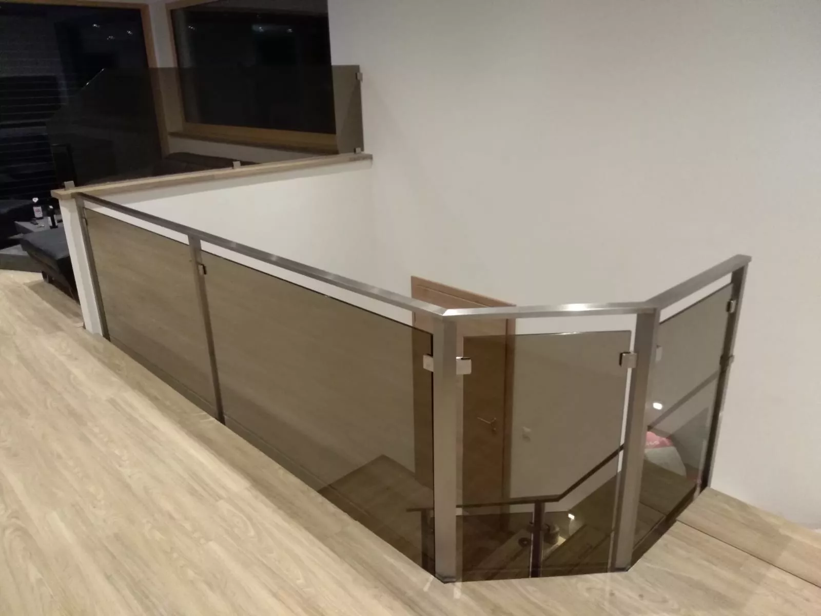Geländer innen Glas matt