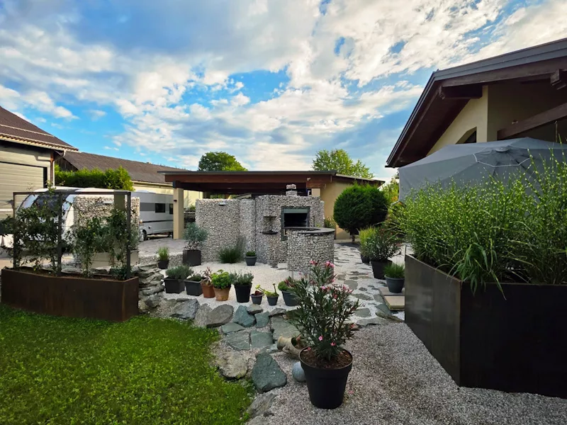 So schön kann Garten sein - Steinkorbprojekt Design mit Metall